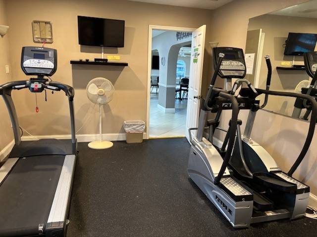 303 Winter Garden Court a Lake Alfred, FL Mobile or Manufactured Home for Sale
